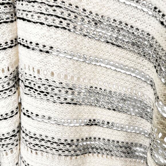 Melrose and Market Black White Crocheted Poncho Shawl with Fringe One Size - Picture 7 of 8